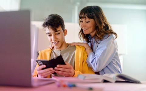 Bycie rodzicem w cyfrowym świecie