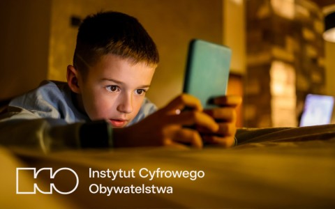 Internet dzieci 2026 - alarmujące dane o obecności najmłodszych w sieci