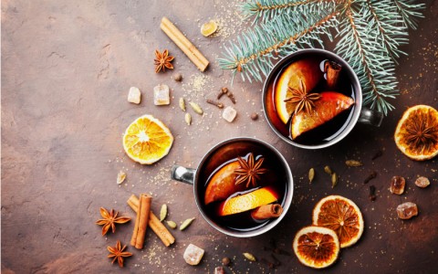 Przyprawy korzenne i ich właściwości - zimowe koktajle i napoje rozgrzewające
